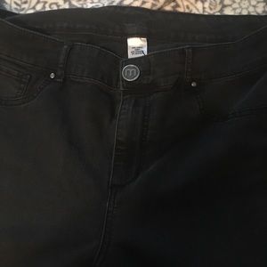 Maurices Jeans - Black Skinny Jeans Maurices Jeans - Black Skinny Jeans